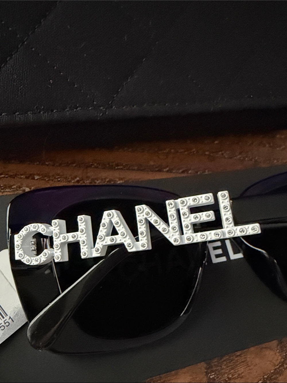 CHANEL SUNGLASSES - Picture 3 of 10
